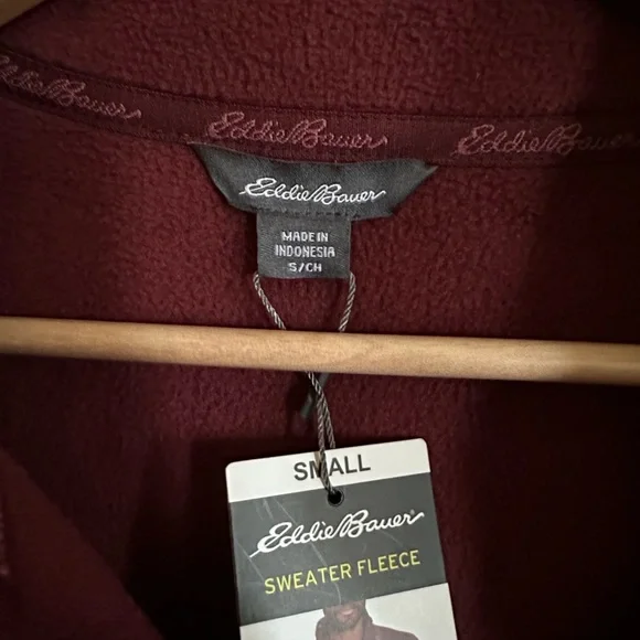 Eddie Bauer Men’s Radiator Fleece Quarter Zip Pullover - Picture 4 of 6